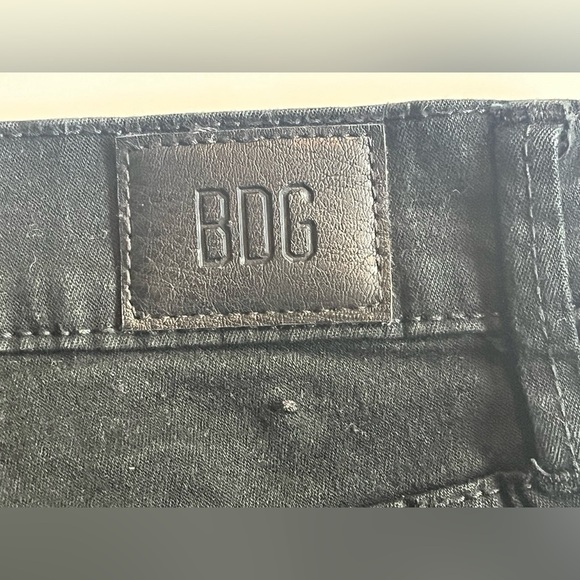 BDG Urban Outfitters Black Twig High-Rise Cropped Women’s Jeans Sz 25 - Picture 12 of 14